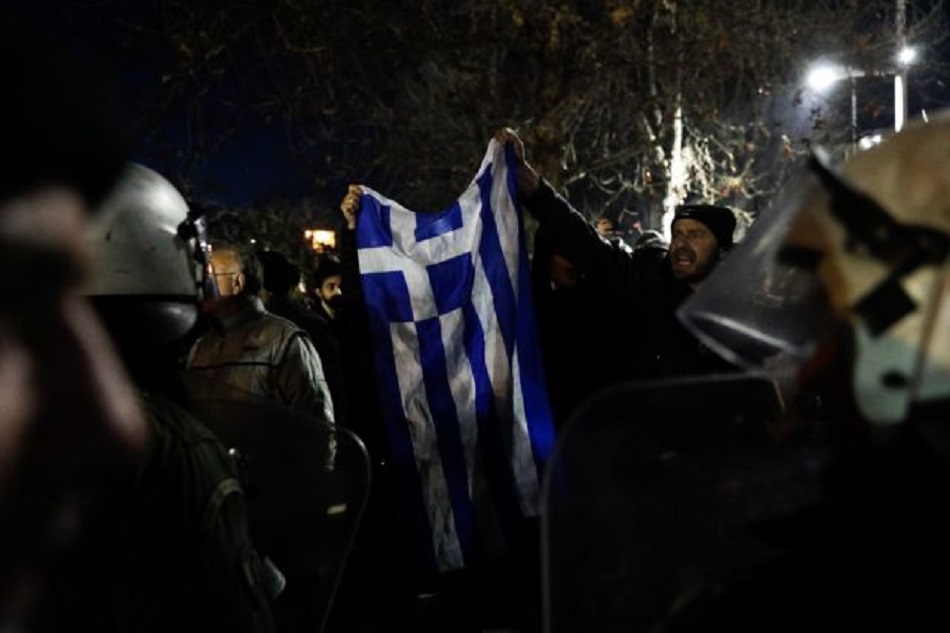 ΓΙΩΡΓΟΣ ΑΔΑΛΗΣ : ΟΙ ΚΟΤΕΣ ΜΕ ΤΙΣ ΚΟΤΕΣ ΚΑΙ ΤΑ ΛΙΟΝΤΑΡΙΑ ΜΕ ΤΑ ΛΙΟΝΤΑΡΙΑ…ΖΗΤΩ Η ΜΑΚΕΔΟΝΙΑ ΜΑΣ.