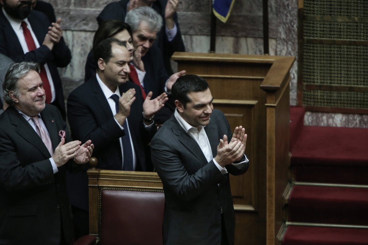 Τρέμουν την εθνική οργή: Έκτακτα μέτρα από την ΕΛ.ΑΣ – Ενίσχυση φρουράς των βουλευτών των «Πρεσπών»! – Οι πολίτες απροστάτευτοι