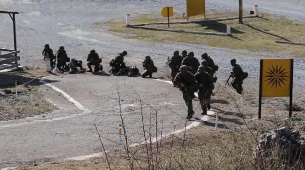 Καρέ-καρέ πλάνα κοινής άσκησης Ελλήνων και Αμερικανών επίλεκτων κομάντο με Apache και Chinook – ΒΙΝΤΕΟ – ΦΩΤΟ