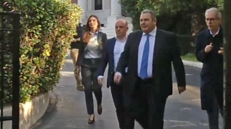 Ζωντανά η συνέντευξη Τύπου του Πάνου Καμμένου