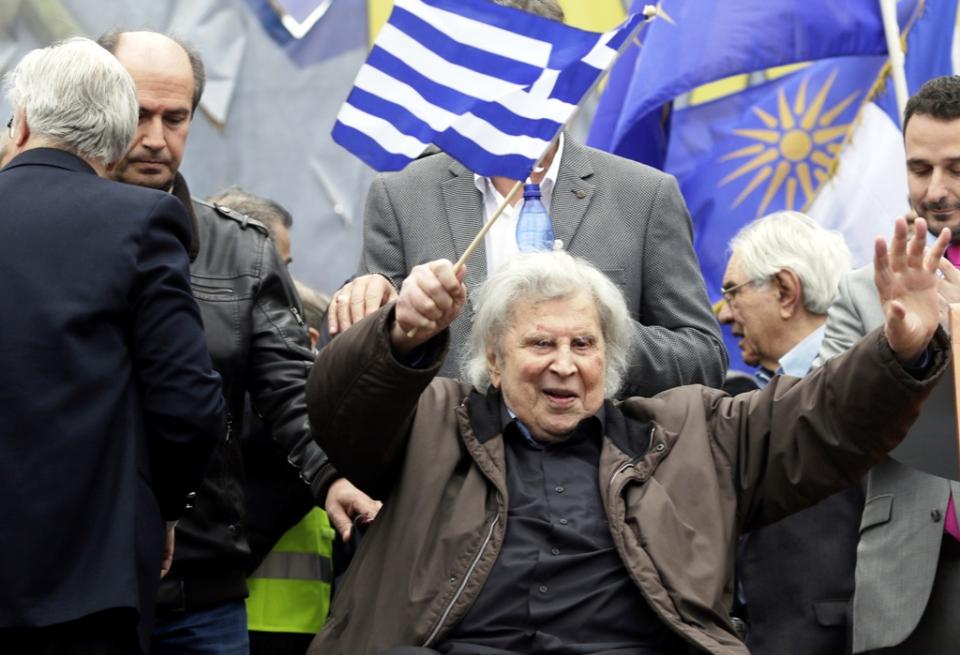 Μίκης Θεοδωράκης για Πρέσπες : Μην προχωρήσετε σε αυτό το έγκλημα σε βάρος της Ελλάδας