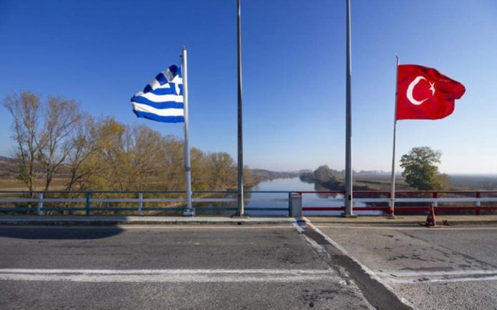 Έβρος: Τούρκος δημοσιογράφος πέρασε στην Ελλάδα και ζήτησε άσυλο