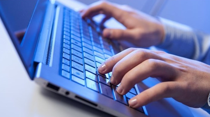 Το αργό ίντερνετ “φέρνει” αποζημιώσεις στους χρήστες – Όλα όσα πρέπει να γνωρίζετε