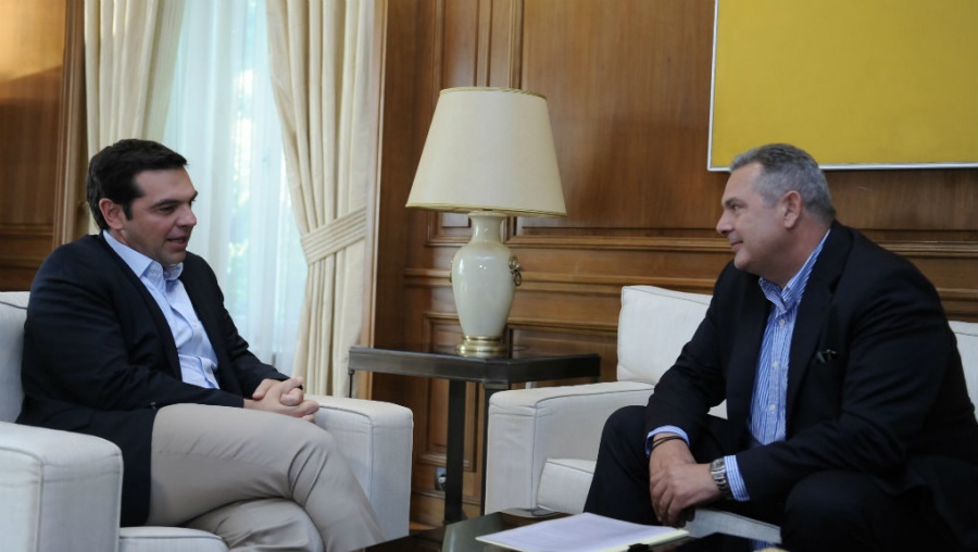 Ο δρόμος της Ελλάδας προς τις εκλογές περνάει από την… πΓΔΜ – Ο κίνδυνος για τον Τσίπρα δεν έχει τελειώσει