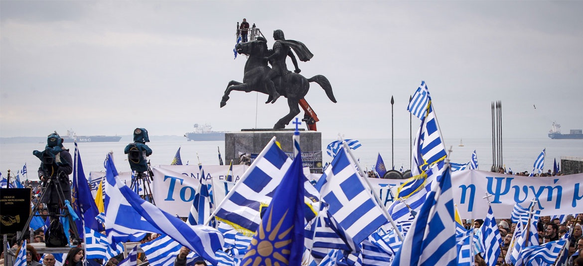 ΑΠΟΣΤΟΛΟΥ : ΚΑΤΑΘΕΣΤΕ ΤΙΣ ΒΟΥΛΕΥΤΙΚΕΣ ΣΑΣ ΕΔΡΕΣ – O λαός σας τις έδωσε, ο λαός σας τις παίρνει…