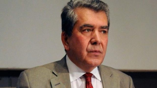 A. Μητρόπουλος: Χωρίς τη Δεδηλωμένη από χτες η κυβέρνηση -Παραβιάζουν το Σύνταγμα ΠτΔ και Πρόεδρος της Βουλής!