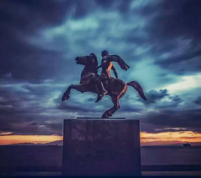 Tο ποτάμι της εθνικής παλιγγενεσίας, που είδες να ξεχύνεται, όσο και αν προσπαθείς να το αναχαιτίσεις, δεν σταματά