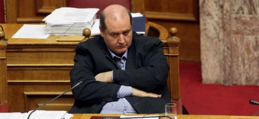 Αποθέωση σταλινοφασίστα Φίλη από τους Σκοπιανούς: «Βουλευτής του ΣΥΡΙΖΑ εξηγεί πώς η Μακεδονία δεν είναι ελληνική»