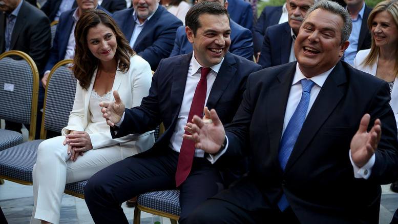 ΙΟΥΔΑ ΚΑΜΜΕΝΕ! ΑΥΤΟ ΕΙΝΑΙ ΑΠΟ Τ’ ΑΓΡΑΦΑ: ΖΟΥΡΑΡΙΣ ΚΑΙ ΠΑΠΑΧΡΙΣΤΟΠΟΥΛΟΣ ΑΝΗΚΟΥΝ ΤΑΥΤΟΧΡΟΝΩΣ ΚΑΙ ΣΤΟΥΣ ΣΚΟΠΙ-ΑΝΕΛ ΚΑΙ ΣΤΟΝ ΣΥΡΙΖΑ!