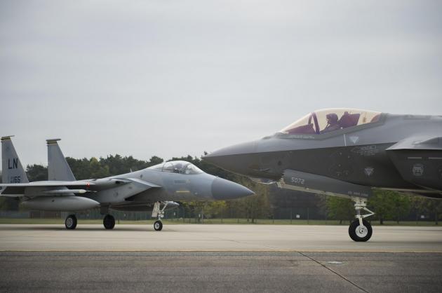 F-35 και F-15X: Το φονικό δίδυμο του μέλλοντος της Αμερικανικής Πολεμικής Αεροπορίας