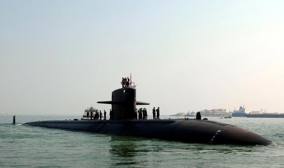 Τι Συνέβη όταν το Αμερικανικό Ναυτικό Ήρθε σε «Επαφή» με Άγνωστο Υποβρύχιο Αντικείμενο