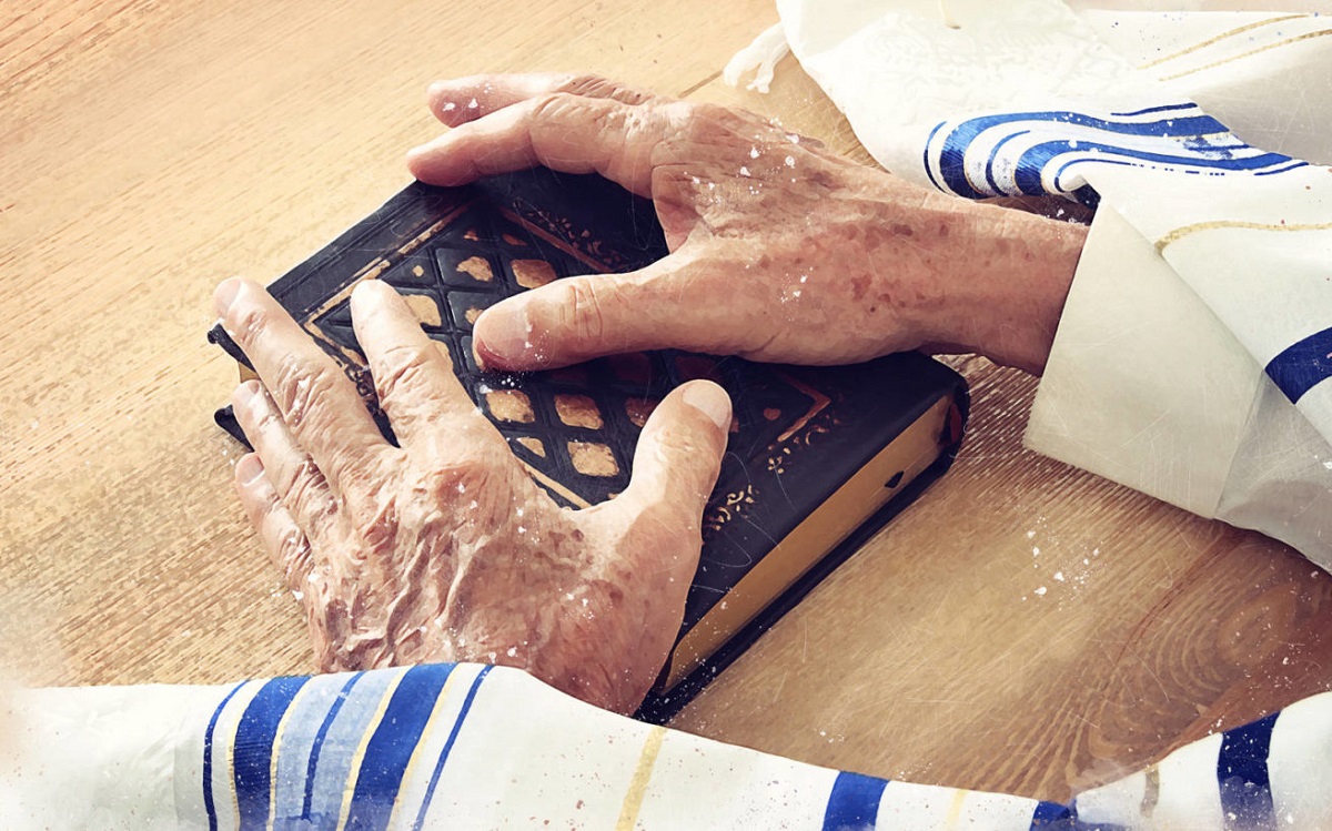 ΠΡΩΤΟΚΟΛΛΟ Ε’ : ΣΤΙΣ ΔΙΕΦΘΑΡΜΕΝΕΣ ΚΟΙΝΩΝΙΕΣ ΘΑ ΕΠΙΒΑΛΟΥΜΕ ΝΕΟΥΣ ΝΟΜΟΥΣ ΠΟΥ ΘΑ ΚΑΤΑΡΓΗΣΟΥΝ ΤΙΣ ΕΛΕΥΘΕΡΙΕΣ ΠΟΥ ΔΟΘΗΚΑΝ ΑΠΟ ΤΟΥΣ ΧΡΙΣΤΙΑΝΟΥΣ. Η ΥΠΕΡΤΑΤΗ ΚΥΒΕΡΝΗΣΗ ΜΑΣ ΘΑ ΕΚΔΗΛΩΘΕΙ ΜΕ ΑΚΡΑΤΟ ΑΥΤΑΡΧΙΣΜΟ.