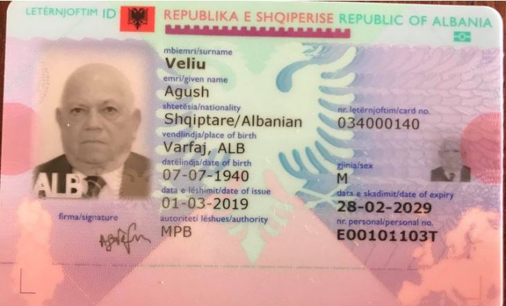 «Κόκκινο πανί» ο Έντι Ράμα για τους Αλβανοτσάμηδες- Άλλαξε τα διαβατήρια τους.