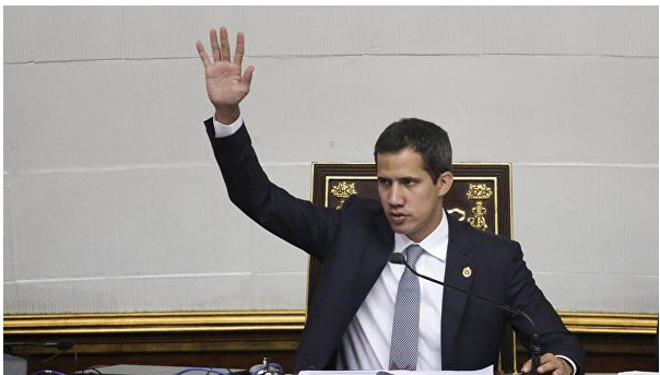 Ο Guaidó αρνήθηκε να εξηγήσει το πόθεν έσχες για τα ακριβά ταξίδια