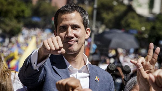 Ο Guaidó είπε ότι επιστρέφει στην Βενεζουέλα