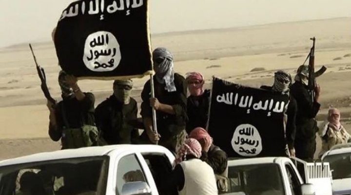 ΒΙΝΤΕΟ: Αντάρτες του ISIS ανατινάσσονται ενώ παραδίνονται σε Κούρδους
