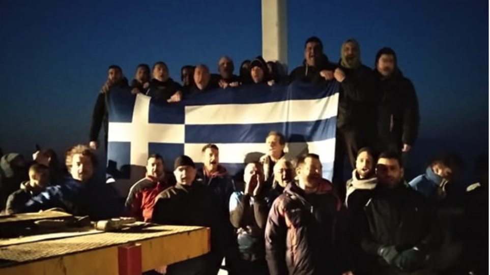 Μυτιλήνη: Τοποθέτησαν σταυρό στην ακτή Απελή – Ελεύθεροι μετά την απολογία τους οι κατηγορούμενοι