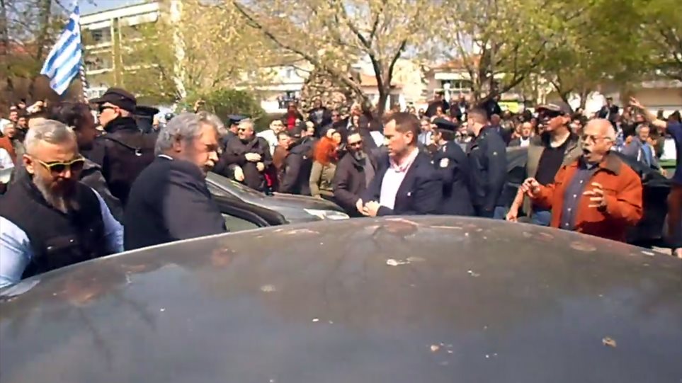 ΠΑΡΕΛΑΣΗ ΣΤΗΝ ΚΑΤΕΡΙΝΗ: “ΠΟΛΕΜΟΣ” ΓΙΑ ΝΑ ΦΥΓΑΔΕΥΤΕΙ ΑΠΟ ΤΗΝ ΑΣΤΥΝΟΜΙΑ Ο ΒΟΥΛΕΥΤΗΣ ΤΟΥ ΣΥΡΙΖΑ ΠΙΕΡΙΑΣ Χ. ΤΖΑΜΑΚΛΗΣ – ΒΙΝΤΕΟ
