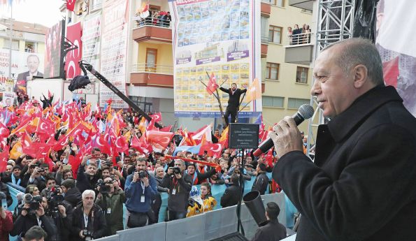 ΚΑΛΕΝΤΕΡΙΔΗΣ : ΓΙΑΤΙ Ο «ΣΟΥΛΤΑΝΟΣ» ΕΙΝΑΙ ΤΟΣΟ ΝΕΥΡΙΚΟΣ;