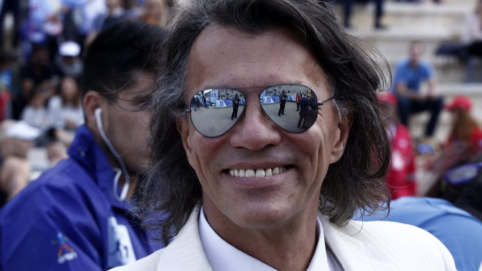 Οργή για την δήλωση Ψινάκη ότι «κοιμάται ήσυχος» μετά τους 100 νεκρούς στο Μάτι