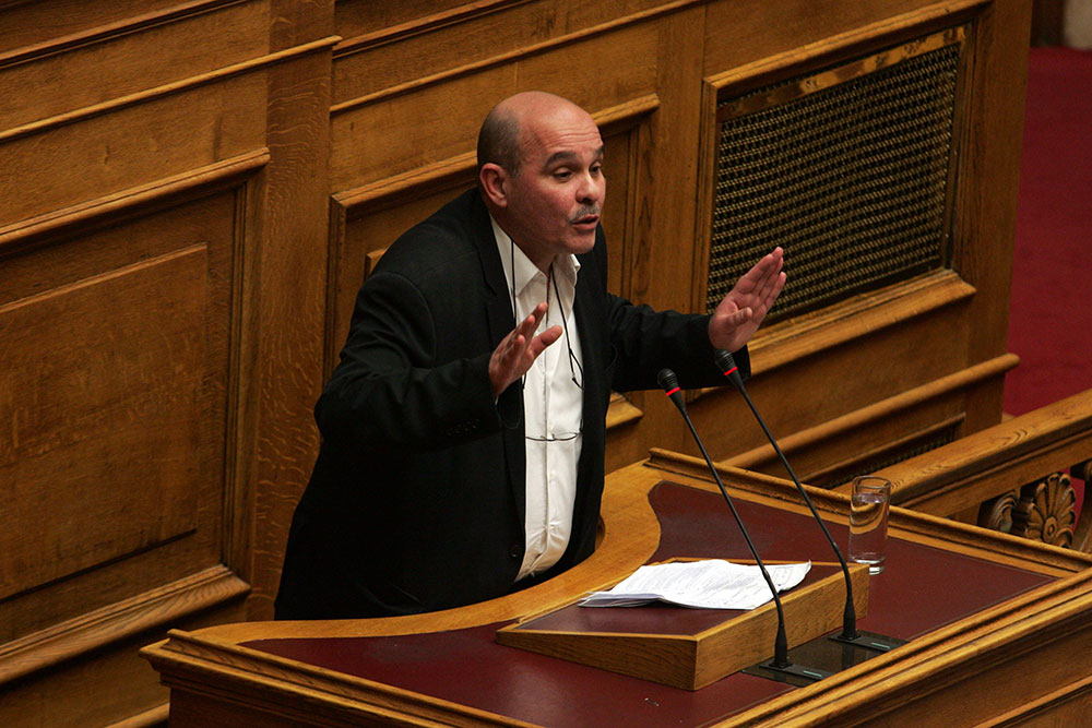 Μιχελογιαννάκης κατά Τσιρώνη για το Καστελλόριζο !