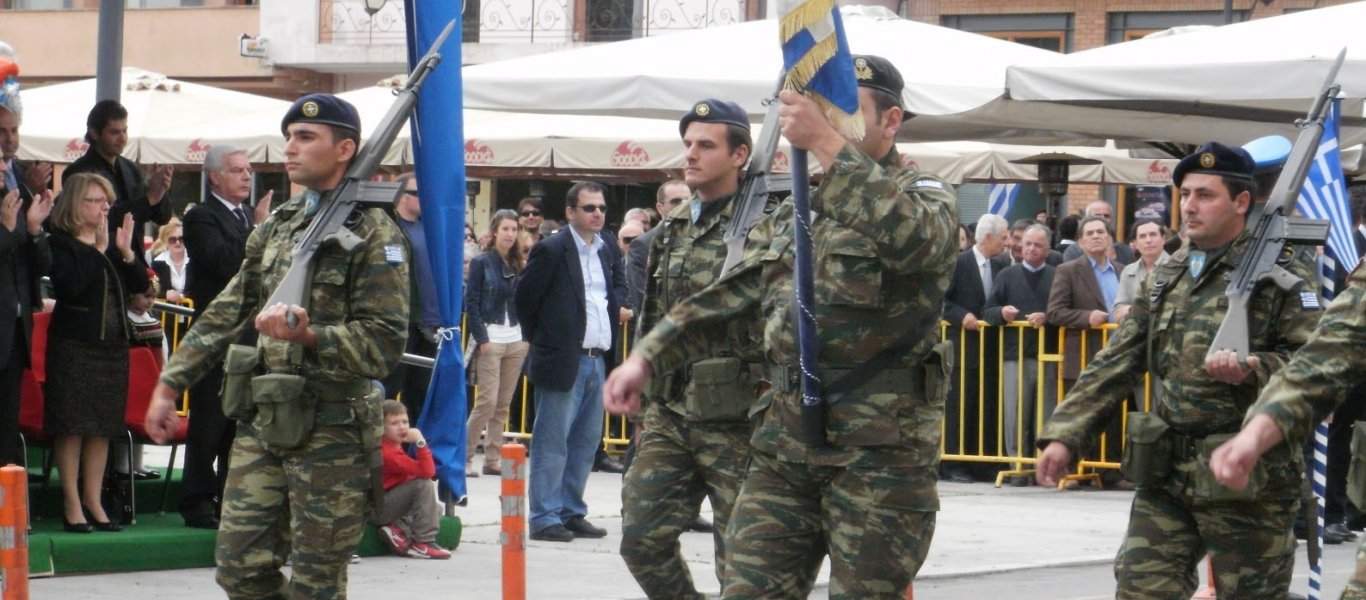 Φοβούνται την οργή του κόσμου: Υπουργοί της κυβέρνησης ΣΥΡΙΖΑ ακυρώνουν τις παρουσίες τους στις αυριανές παρελάσεις