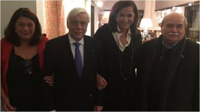 ΑΠΟΣΤΟΛΟΥ : ΤΟ ΚΟΚΚΙΝΟ ΠΙΠΕΡΙ … Το γεύμα Παυλόπουλου, Βούτση, Ντόρας, που παραμένει ακόμη ζεστό…