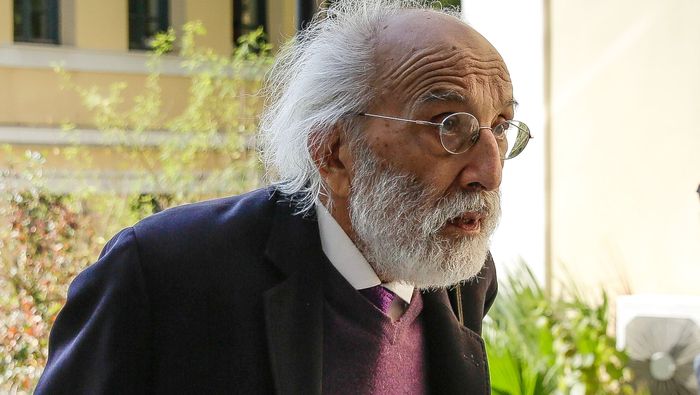Αλέξανδρος Λυκουρέζος: Ελεύθερος με περιοριστικούς όρους