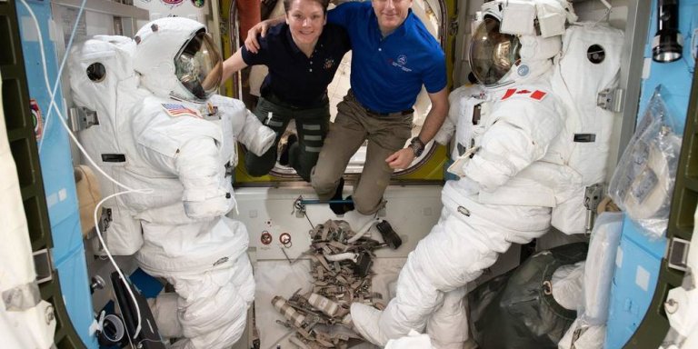Nasa: Ανακάλυψαν μικρόβια στο διάστημα -Βακτήρια, μύκητες, σταφυλόκοκκο
