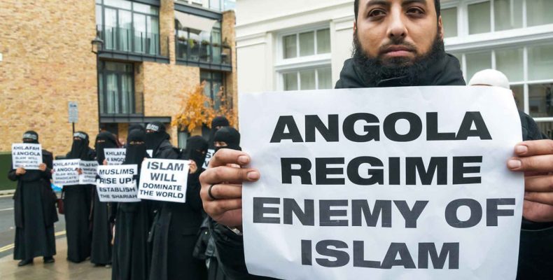 Πλήρη απαγόρευση λειτουργίας των ισλαμικών τζαμιών στην Αγκόλα