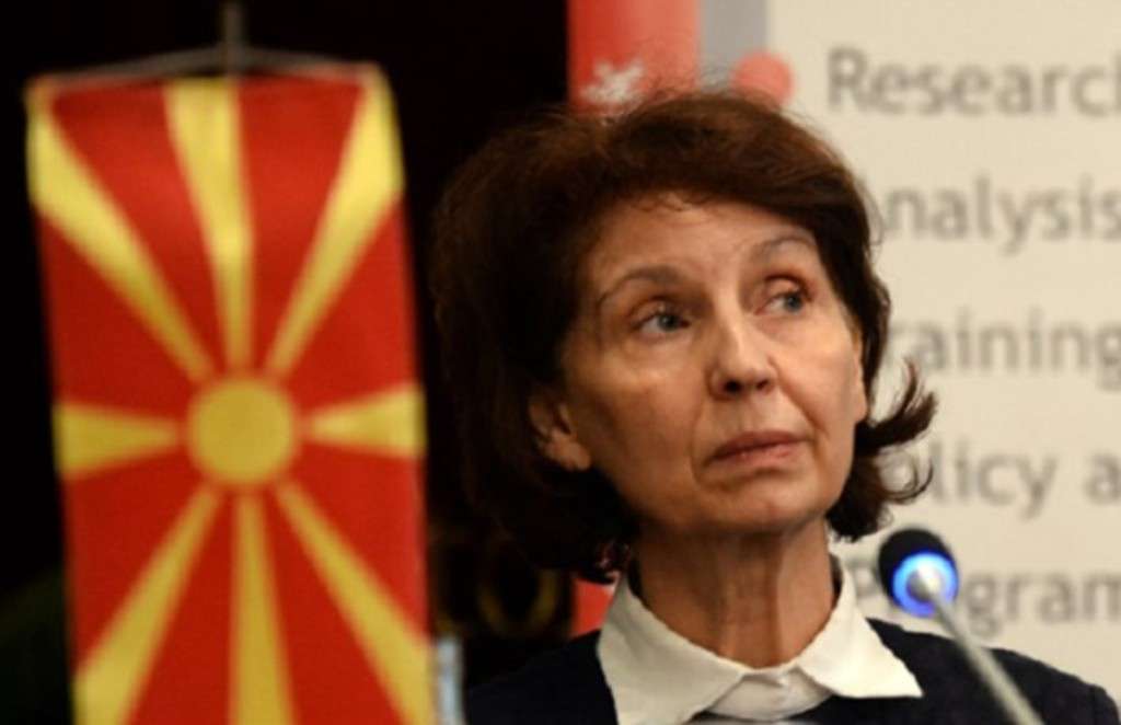 “Θα εξετάσω αναθεώρηση της Συμφωνίας των Πρεσπών αν εκλεγώ” λέει η υποψήφια του VMRO