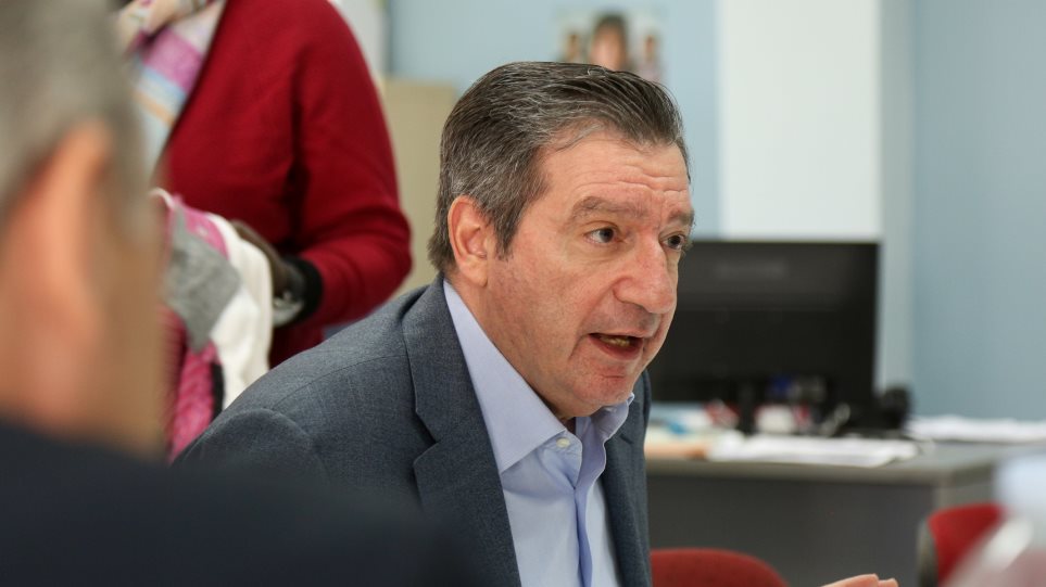 Φασισμός Καμίνη: Απαγορεύει σε νόμιμα εκλεγμένο κόμμα να κάνει προεκλογικές συγκεντρώσεις