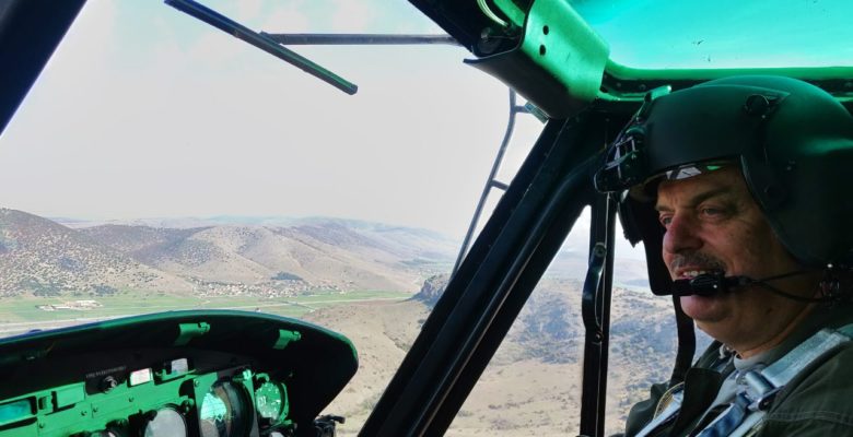 Ποιος είναι ο «Παλαβός Ελικοπτεράς της Α.Σ» που …Έστρεψε το Ε/Π «Huey» καταπάνω στο Τούρκικο F-16; ( video)