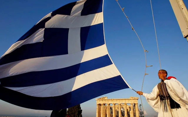 Ζήτημα κατάργησης Σταυρού από την ελληνική σημαία στην Αναθεώρηση;