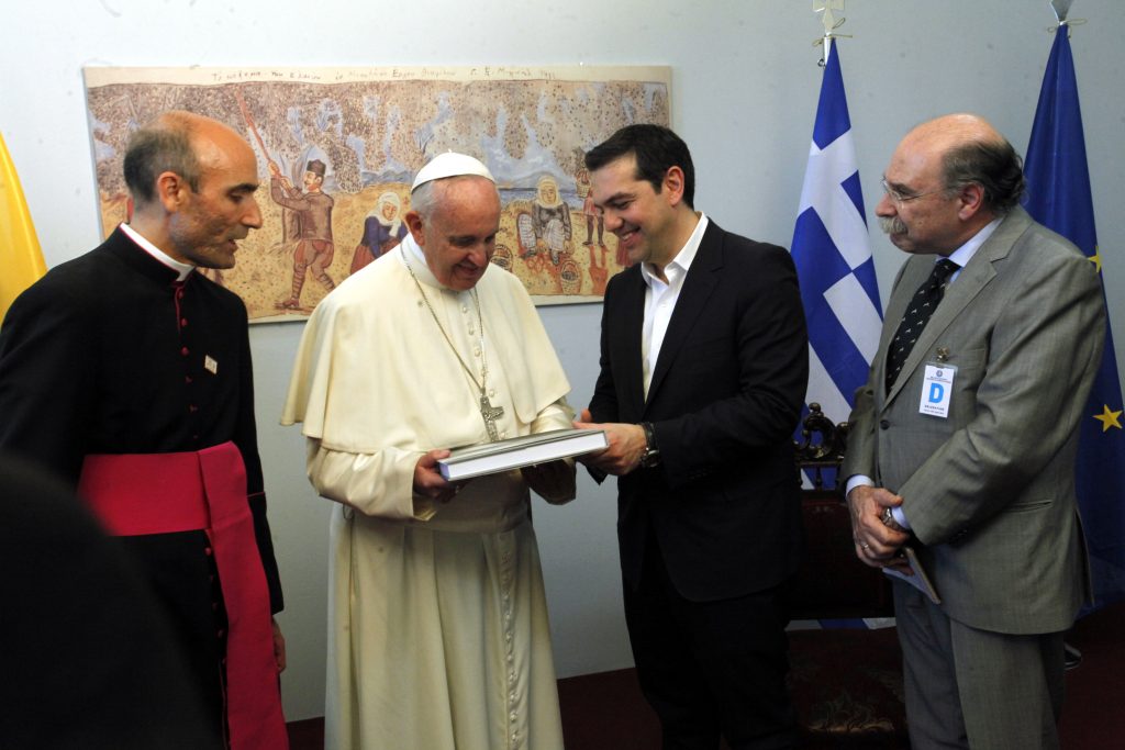 Ο Πάπας της πανθρησκείας για το μεταναστευτικό: Μεγάλη πληγή, πενθεί η εκκλησία, ακολουθήστε όλοι το παράδειγμα του…(ΒΙΝΤΕΟ)