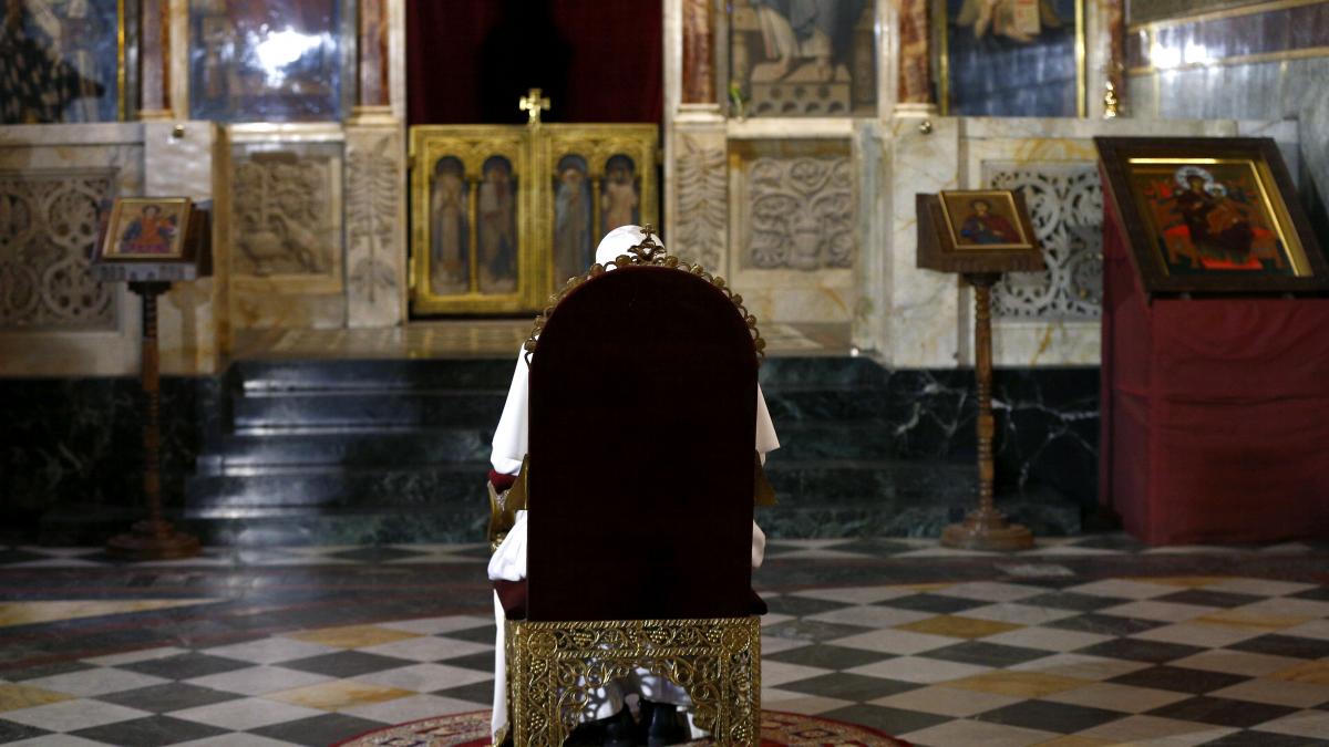 Ο πάπας Φραγκίσκος πάει στα Σκόπια για να προλειάνει το έδαφος σε νέες αναταράξεις στο εσωτερικό της Ορθοδοξίας καθώς εκκρεμεί το αίτημα της εκεί εκκλησίας για Αυτοκεφαλία.