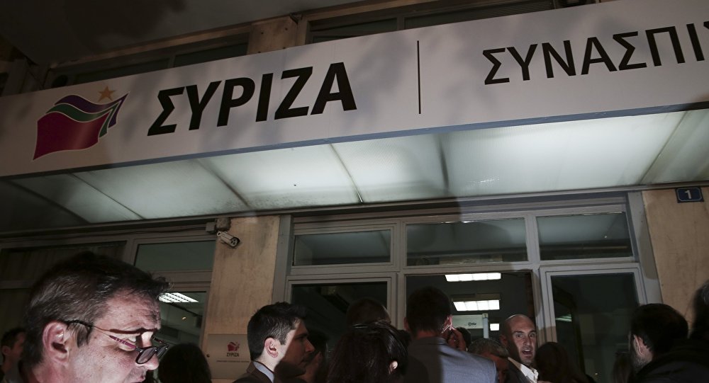 Πολιτικοί αναλυτές: Ο ΣΥΡΙΖΑ «πληρώνει» την συμφωνία των Πρεσπών (Βίντεο)