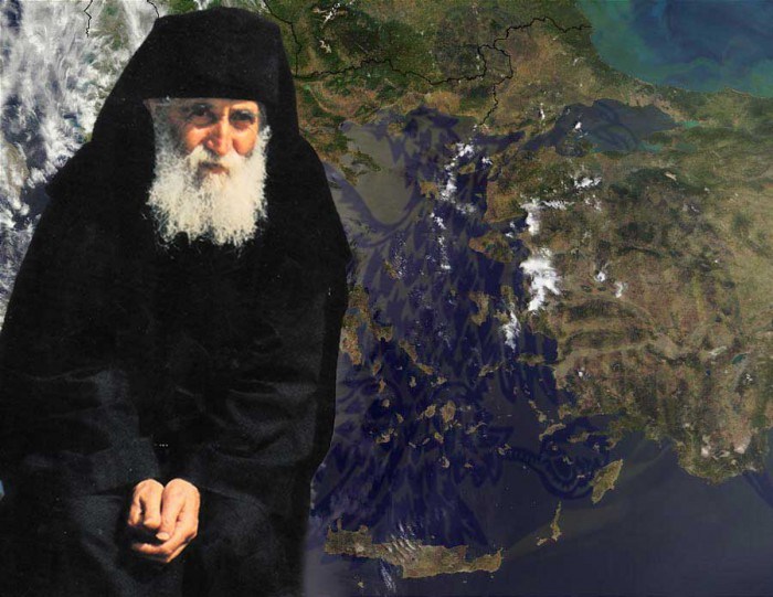 Άγιος Παΐσιος: «Αν ο Θεός άφηνε την τύχη του Έθνους στους πολιτικούς θα καταστρεφόμασταν. Αλλά αφήνει λίγο τα πράγματα, για να φανούν οι διαθέσεις του καθενός»