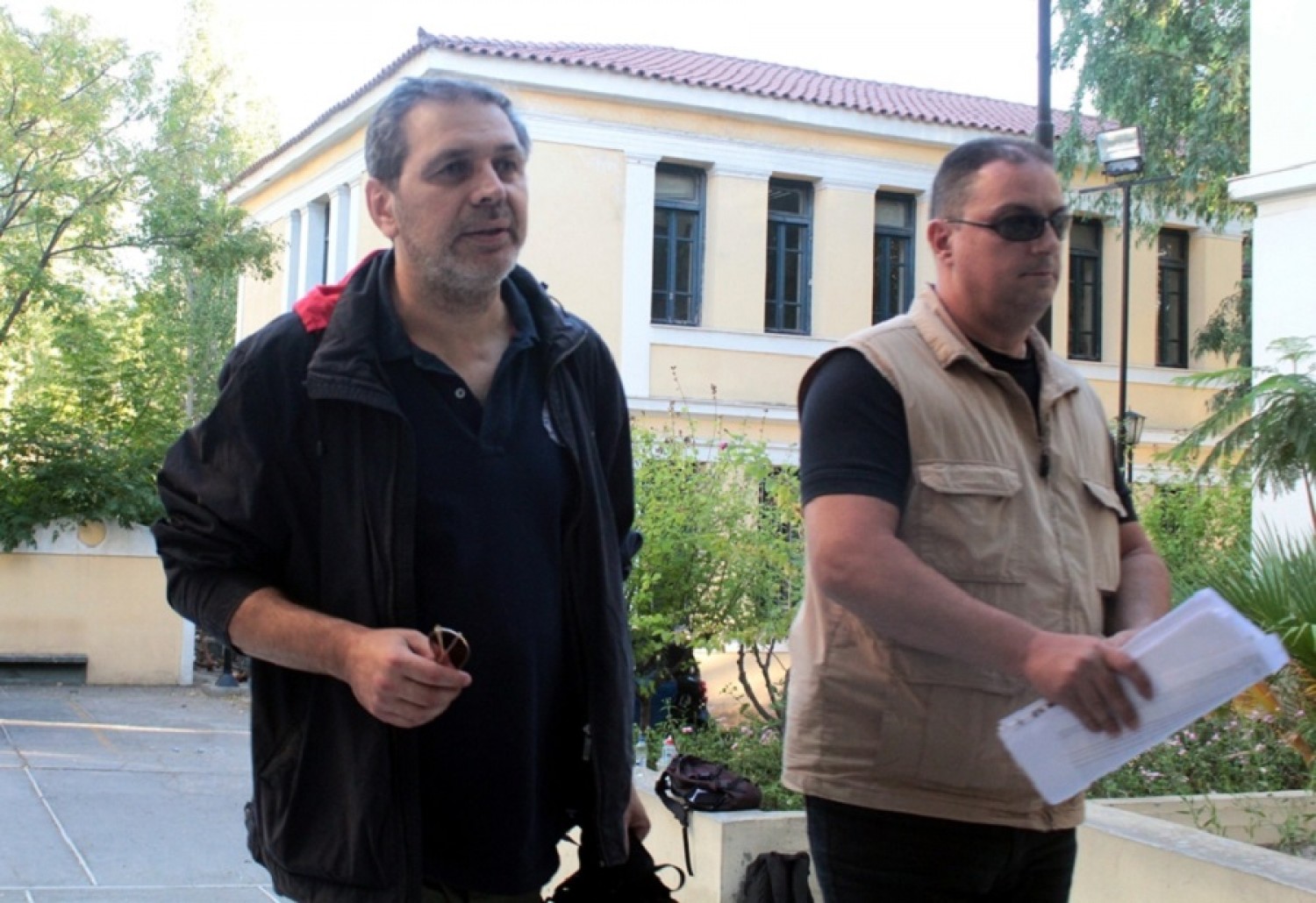 «ΠΕΡΙΕΡΓΟ ΚΑΡΤΕΡΙ» – ΠΡΟΕΙΔΟΠΟΙΗΣΗ ΤΩΝ ΑΡΧΩΝ Η ΣΥΛΛΗΨΗ ΤΟΥ ΣΤΕΦΑΝΟΥ ΧΙΟΥ ;