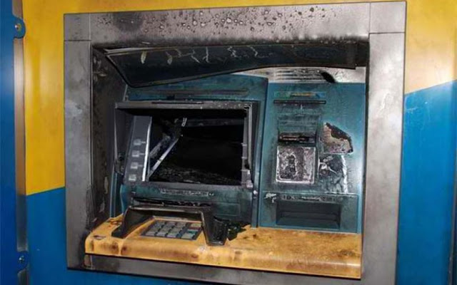 Είμαστε λίγοι, για την ώρα αλλά είμαστε  με την πλευρά των νικητών.