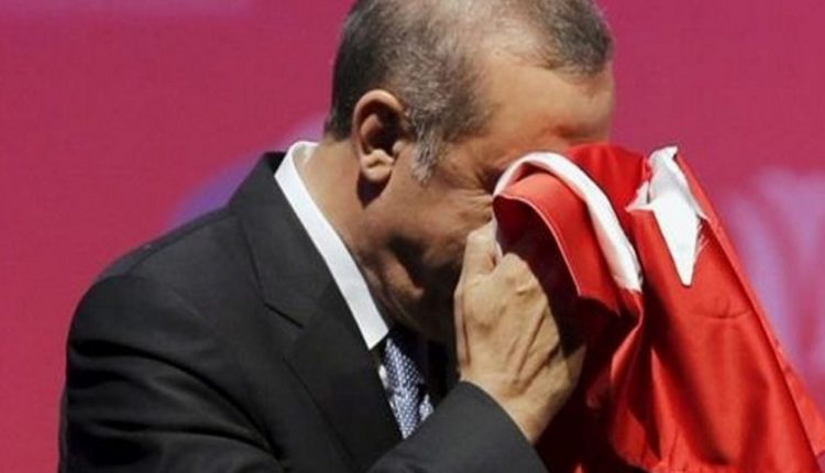 Διαλύεται η οικονομία της Τουρκίας – Έρχονται capital controls – Ο Ερντογάν σε «μετωπική» σύγκρουση με τις αγορές