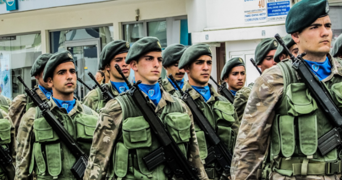 Γιατί σε λίγο ο ελληνικός στρατός θα χάσει την αποτρεπτική του ισχύ