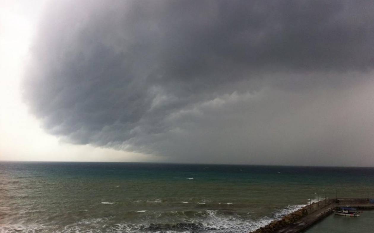Όσιος Παΐσιος. «Γι’ αυτό προσεύχομαι, “να έρθει ένας αέρας”…να τους σηκώσει όλους!»