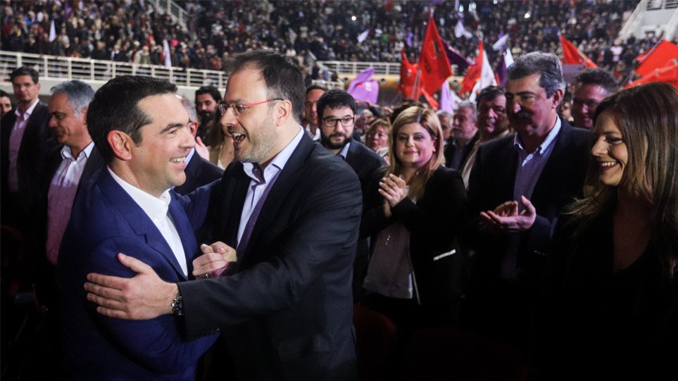 Ο Τσίπρας εξόφλησε και το «γραμμάτιο» Θεοχαρόπουλου