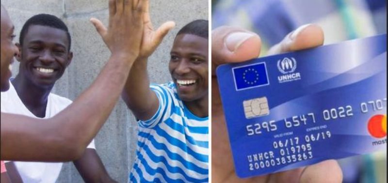 Fake-News λέγανε και όμως! Η ΕΕ επιβεβαιώνει: Δίνουμε τις διογκωμένες τραπεζικές κάρτες σε παράνομους μετανάστες