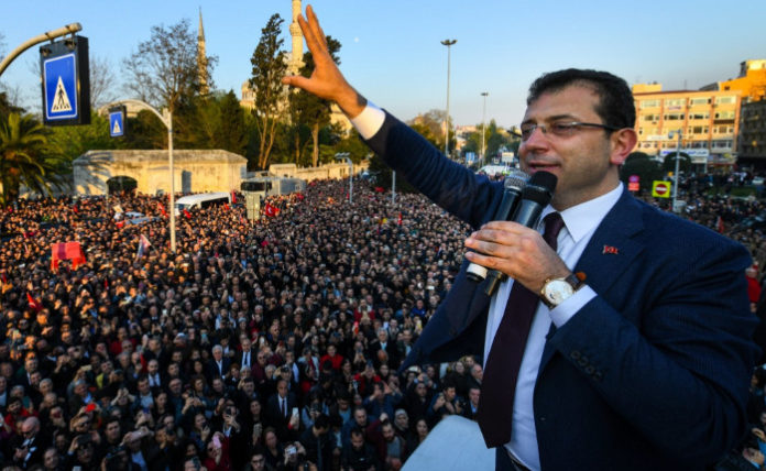 Yeni Safak: Σχέδιο απόσχισης της Κωνσταντινούπολης από την Τουρκία..