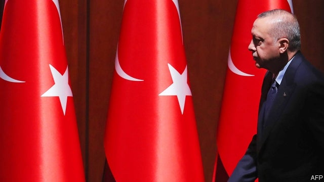 «Εξέγερση» στο AKP: Προετοιμάζεται το έδαφος για το «ξήλωμα» Ερντογάν – Γκιούλ-Μπαμπατζάν «αρπάζουν» τους δυσαρεστημένους