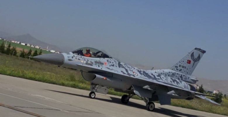 Τουρκικό F-16C Block 30 βαμμένο & με ψηφιακή παραλλαγή!