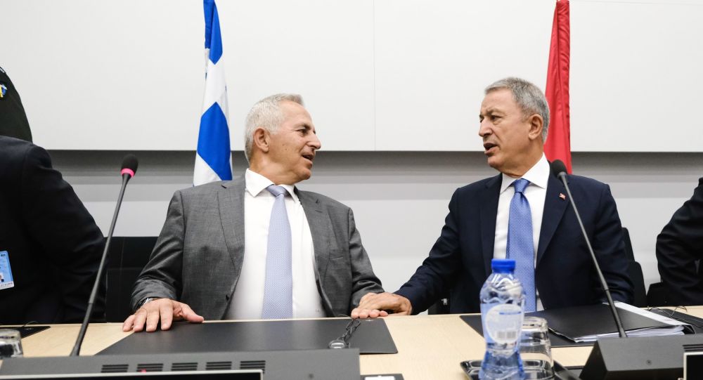 Ακάρ σε Αποστολάκη: Να αποφεύγονται οι προκλητικές δηλώσεις και συμπεριφορές