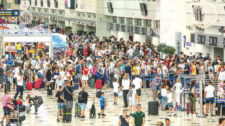 ΡΙΞΑΜΕ ΤΟΥΣ ΡΩΣΟΥΣ ΤΟΥΡΙΣΤΕΣ ΣΤΗΝ ΑΓΚΑΛΙΑ ΤΗΣ ΤΟΥΡΚΙΑΣ